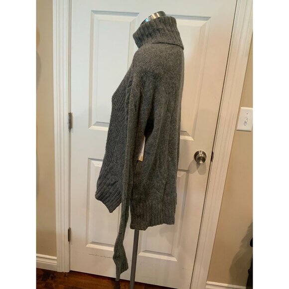 Moth Anthropologie Gray Wool Turtleneck Sweater, Size XXS - Picture 4 of 9